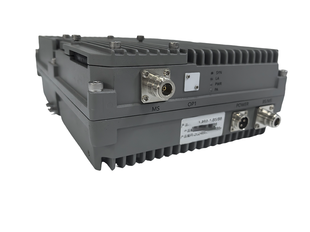  河西三频手机信号接收器2000㎡